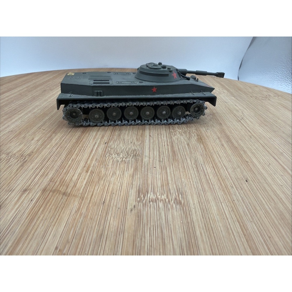 Solido Char Amphinie PT 76 URSS  Tank. Ref 207, 9/62  Diecast Metal, 1:50.